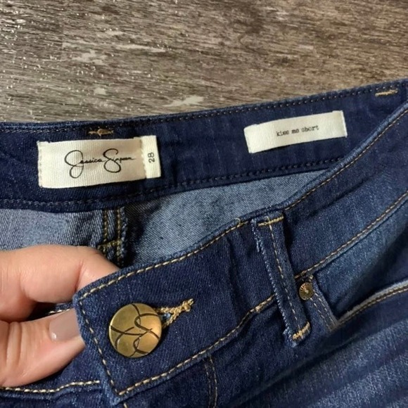 Y2K Style Jessica Simpson Cutoff Jean Shorts Dark Wash Size 28 Denim Shorts NWT - Picture 3 of 3